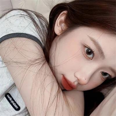 老牌影帝又出大瓜：与前任深夜同框，评论区沦陷，前后半年
